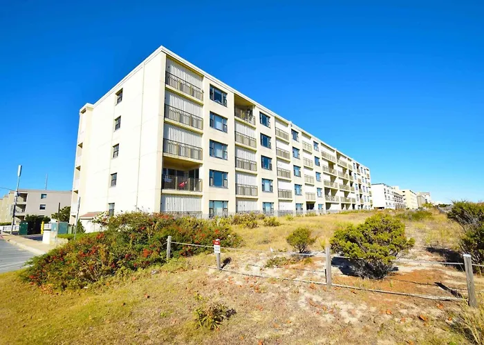 Constellation House 411 Condo