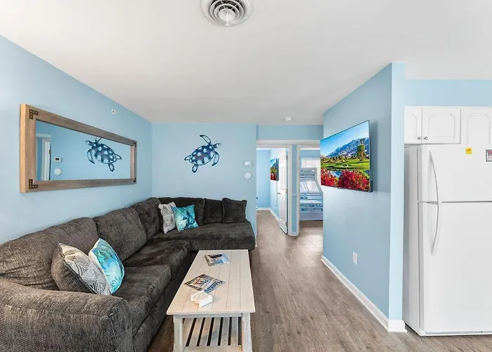 The Barracuda 4 Steps To The Beach 2Br Sleeps 6