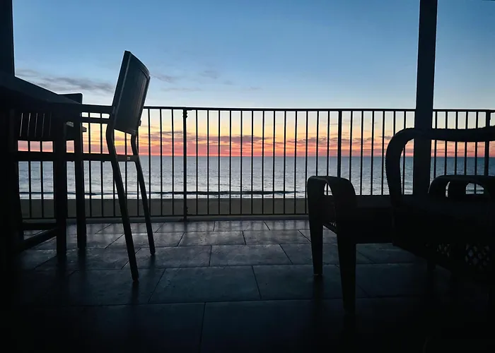 Family Friendly 2Br, Amazing Unobstructed Ocean View,Huge Balcony, Pool