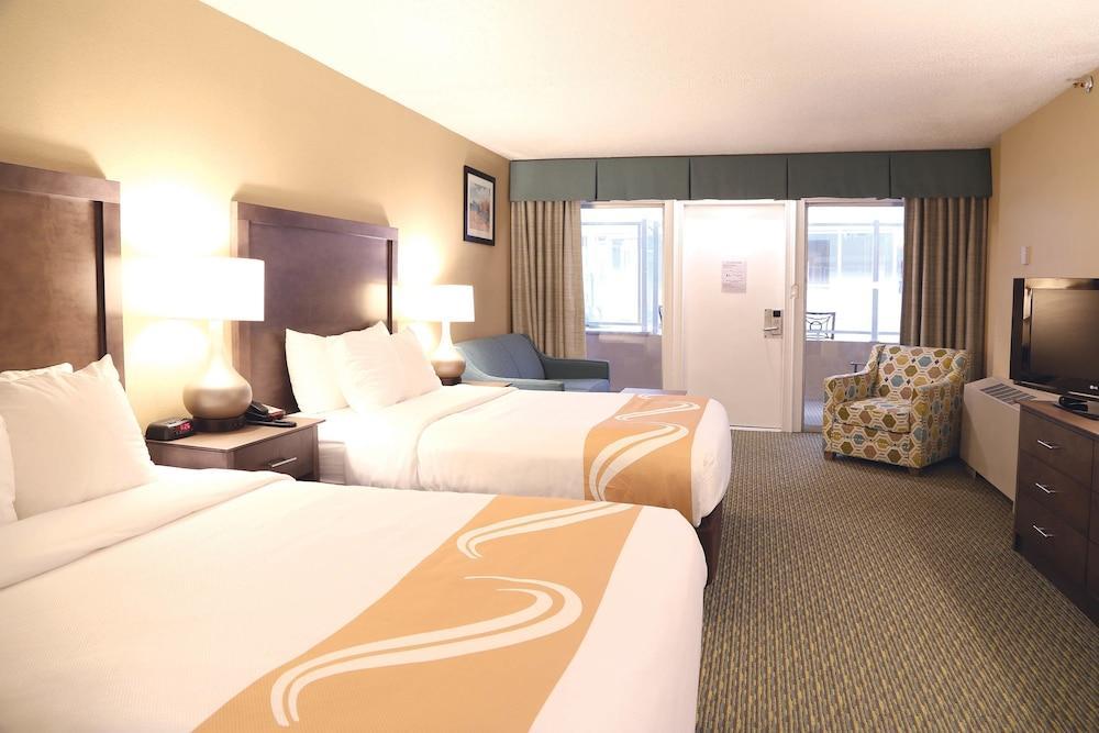 Inn Quality Oceanfront 3*