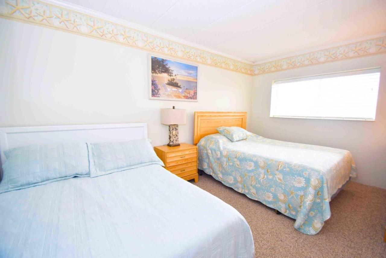 Harbour Island 302l Apartment