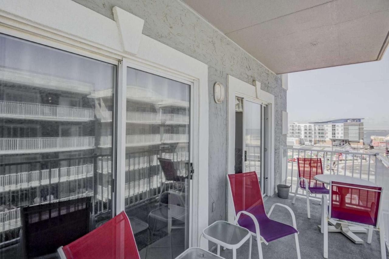 Whispering Sands 301 Apartment
