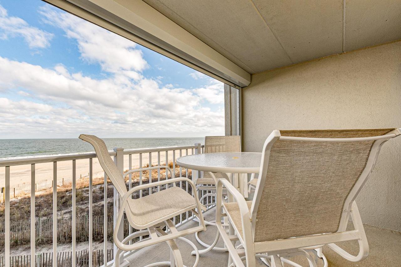 Pelican * Ocean City