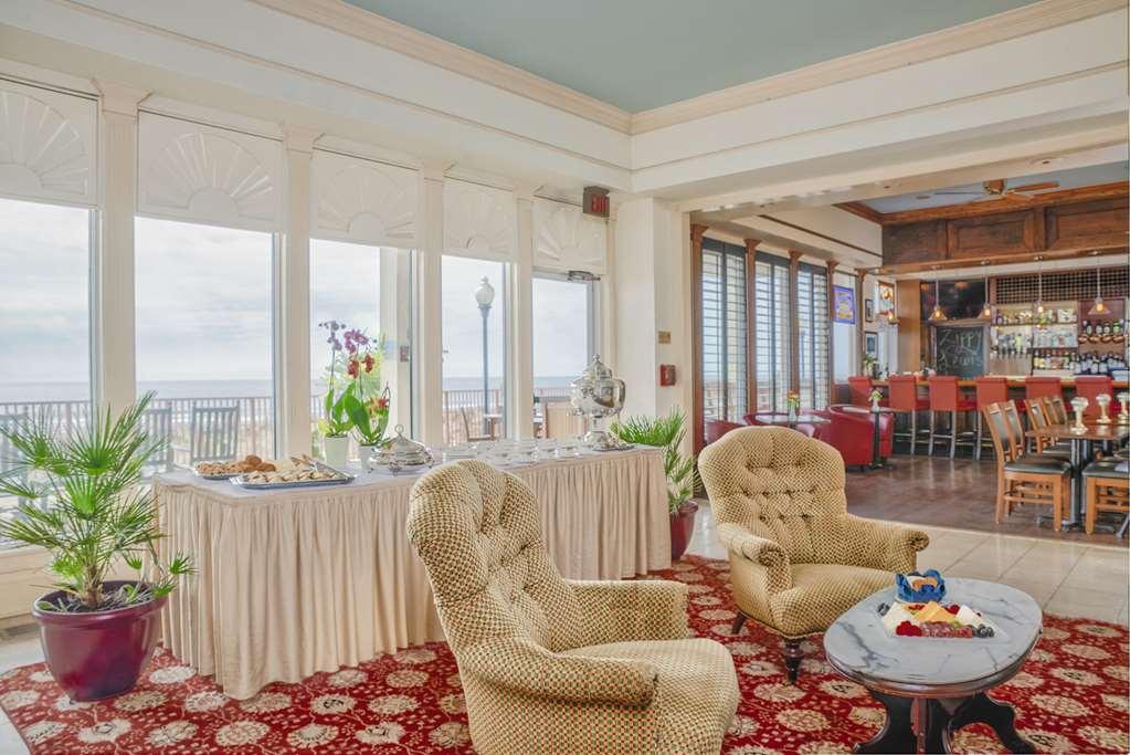 Hotel Hilton Garden Ocean Oceanfront 3*