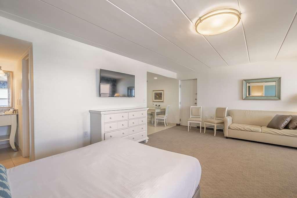 Hilton Garden Ocean Oceanfront Hotel 3*