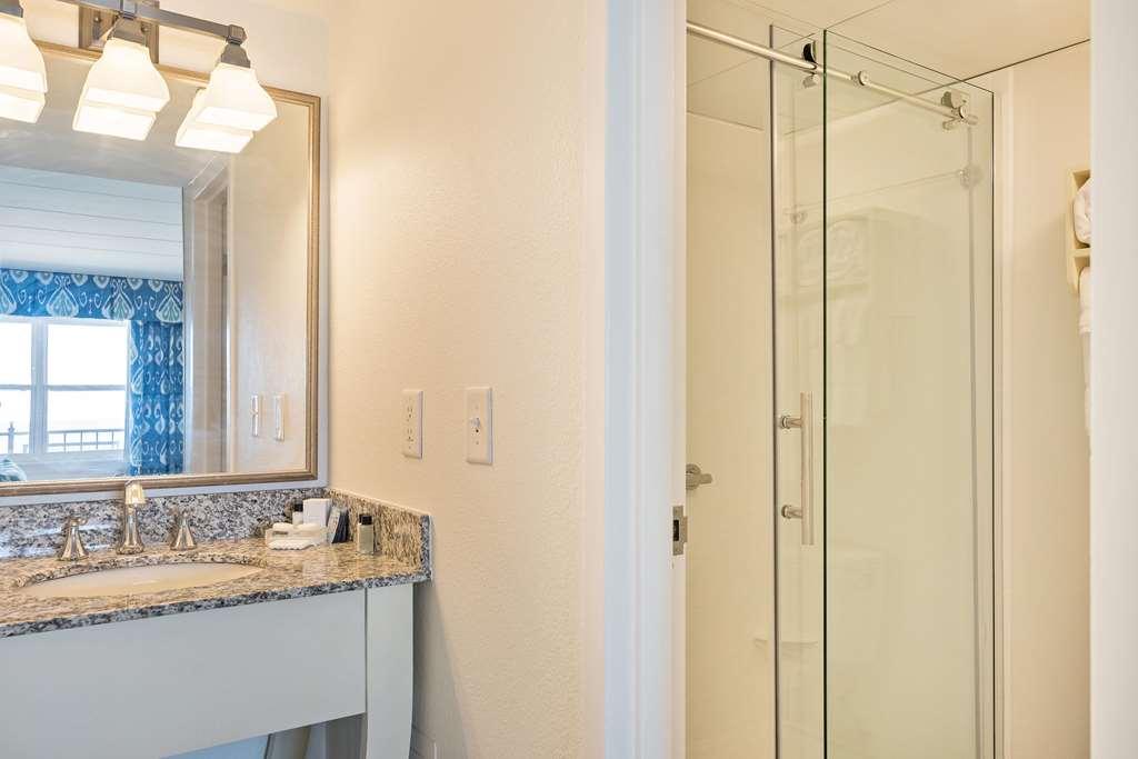 Hilton Garden Ocean Oceanfront 3*