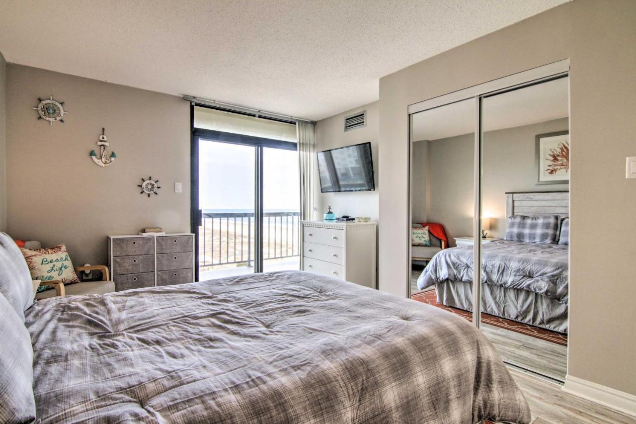 Beachfront Ocean With 2 Balconies And Views Apartment