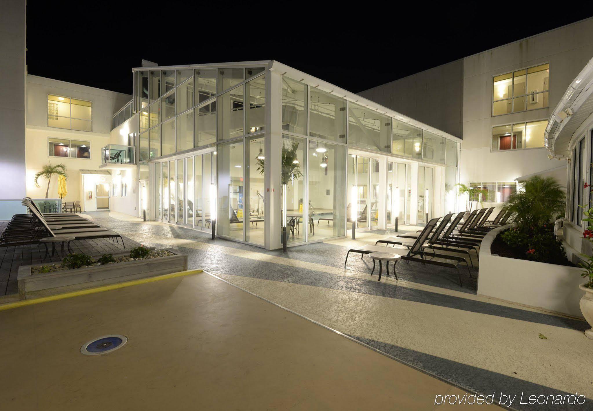 Courtyard By Marriott Ocean Oceanfront Hotel 4*