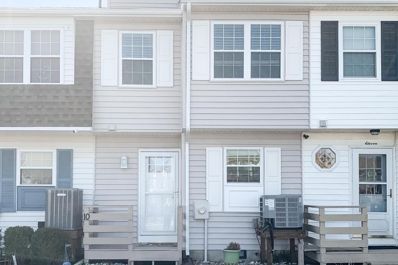 Bayfront Beauty At Mallard Landing Holiday home