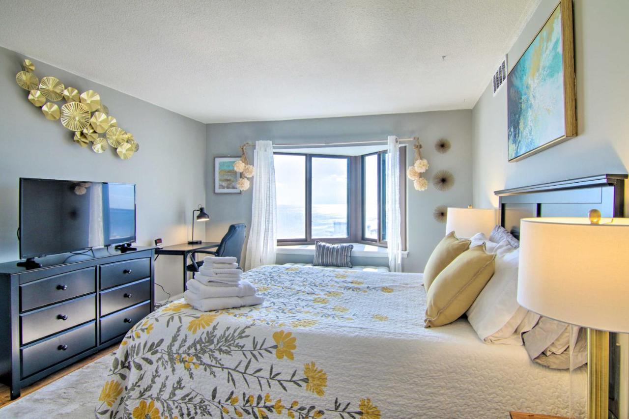 Scenic Ocean With Balcony, Steps To