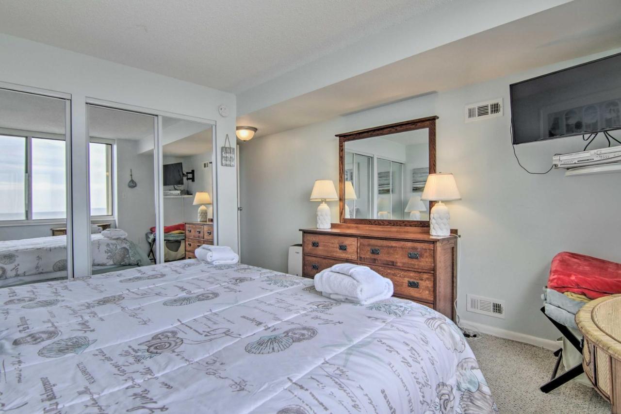 Ocean With Balcony - Steps To Beach! Apartment Ocean City