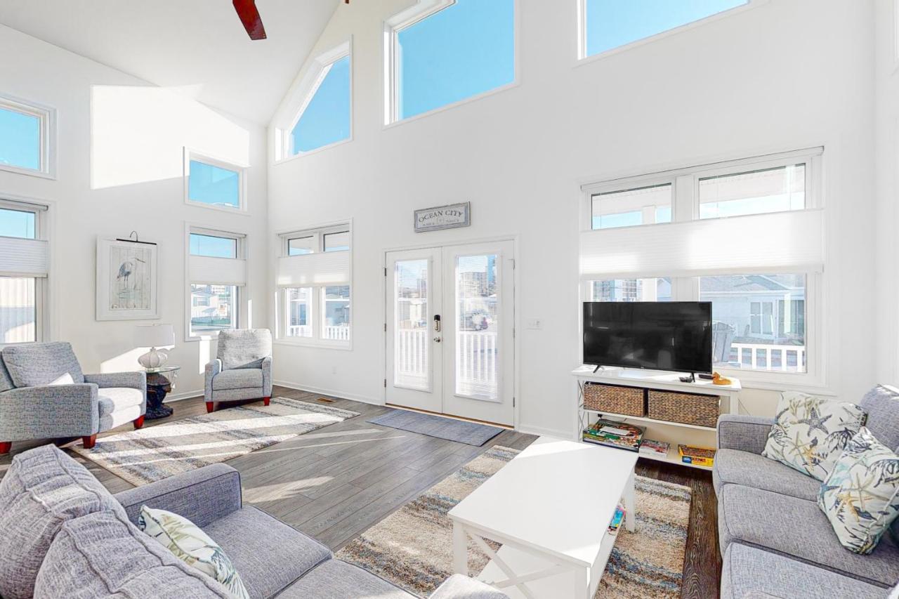 Atlantic Blvd 13314 Holiday home *