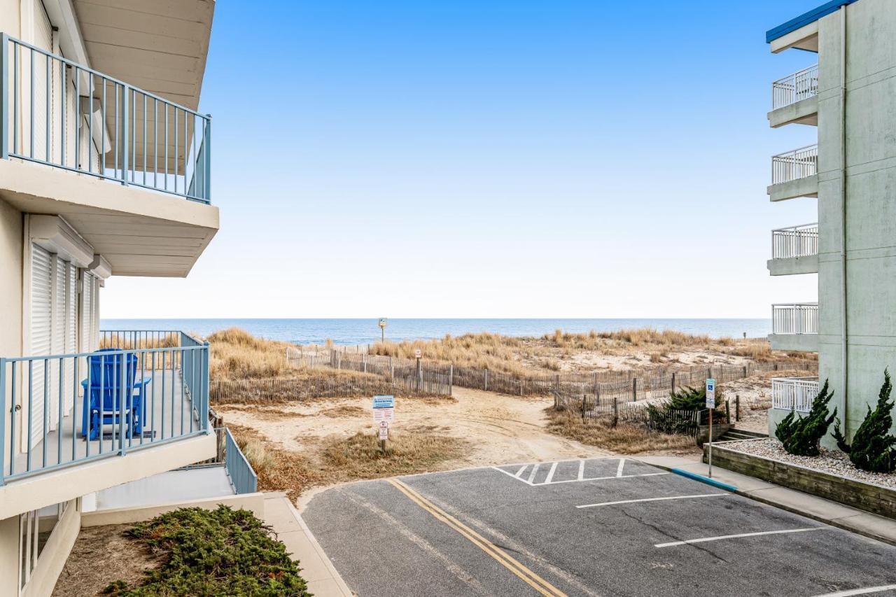 Blue Sea Colony 202 *