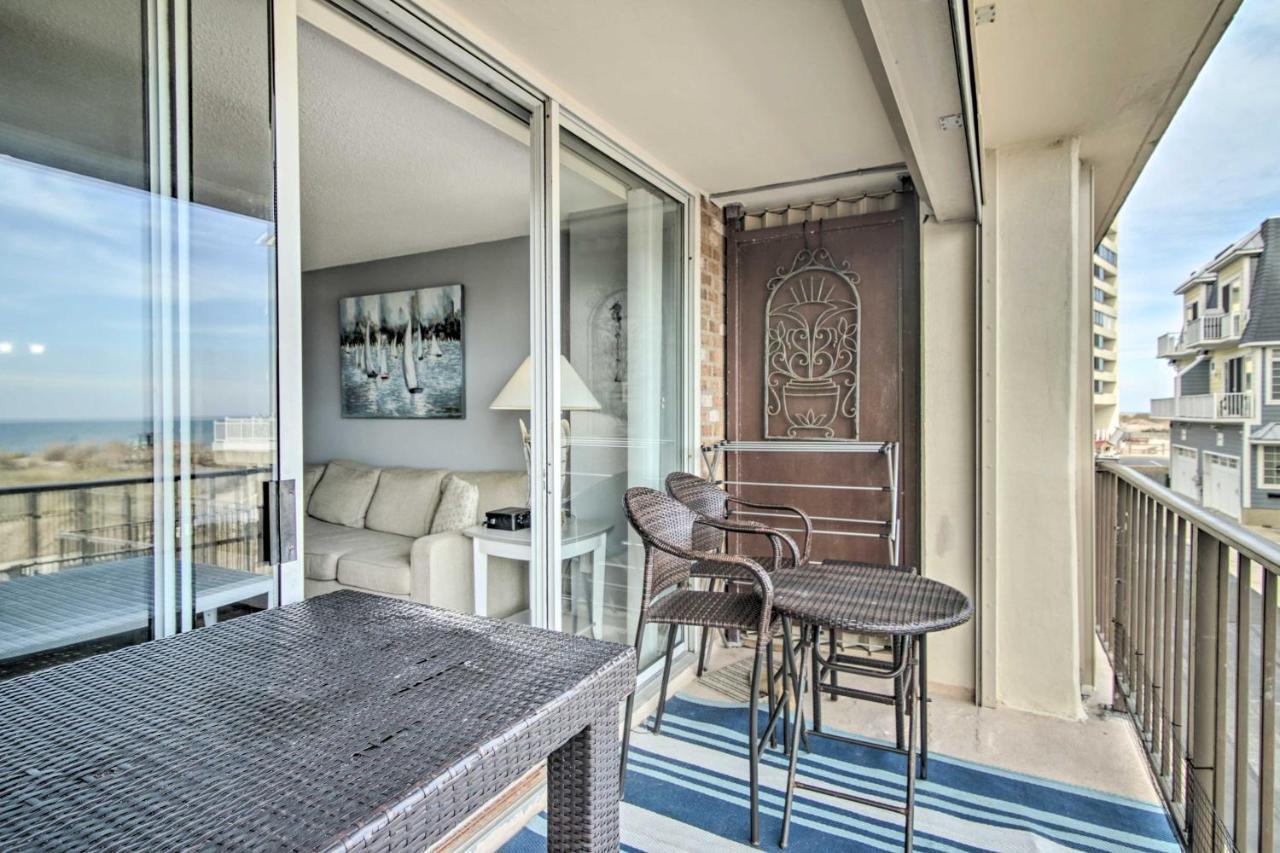 Ocean With Balcony - Steps To Beach! Apartment Ocean City