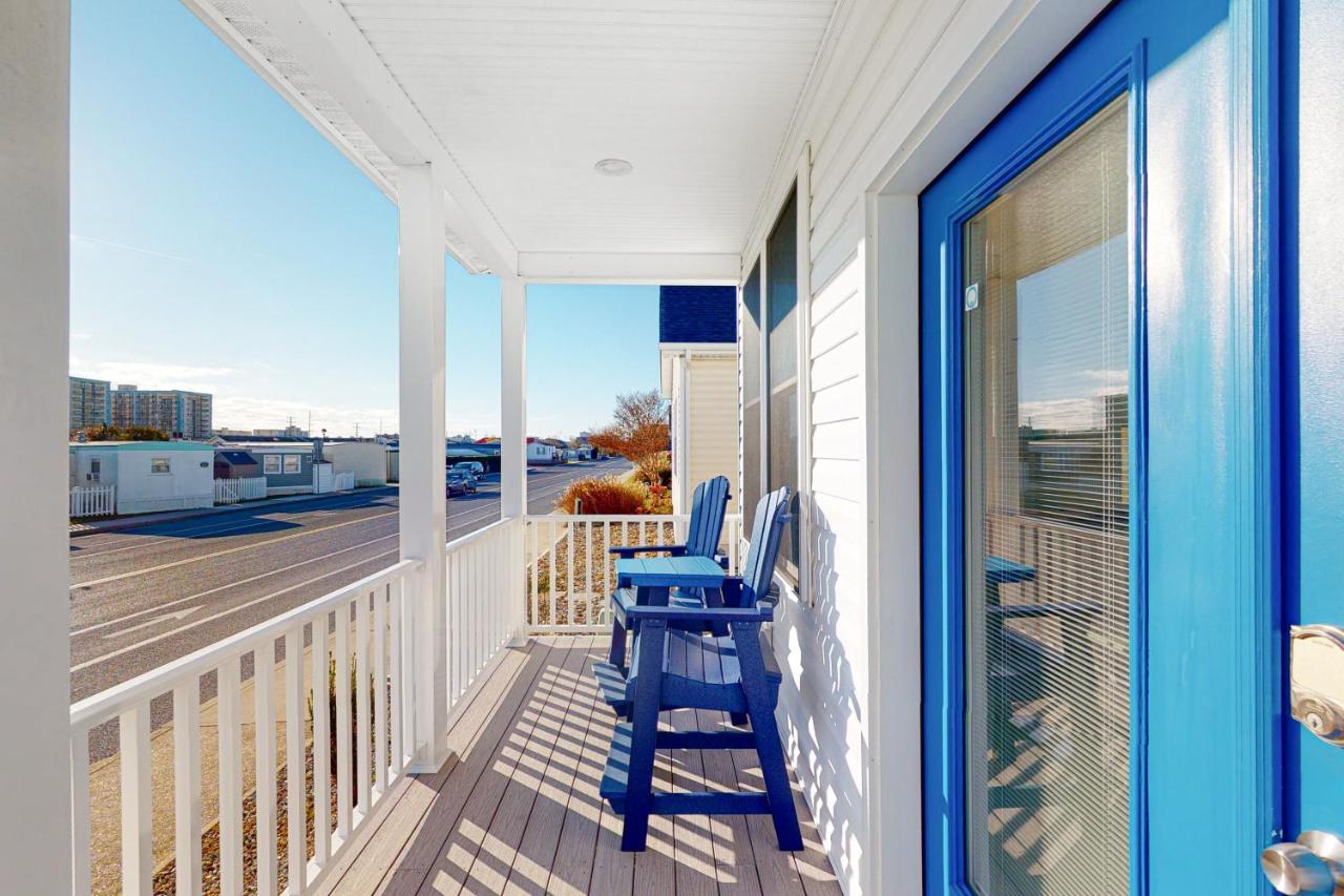 Atlantic Blvd 13314 Holiday home