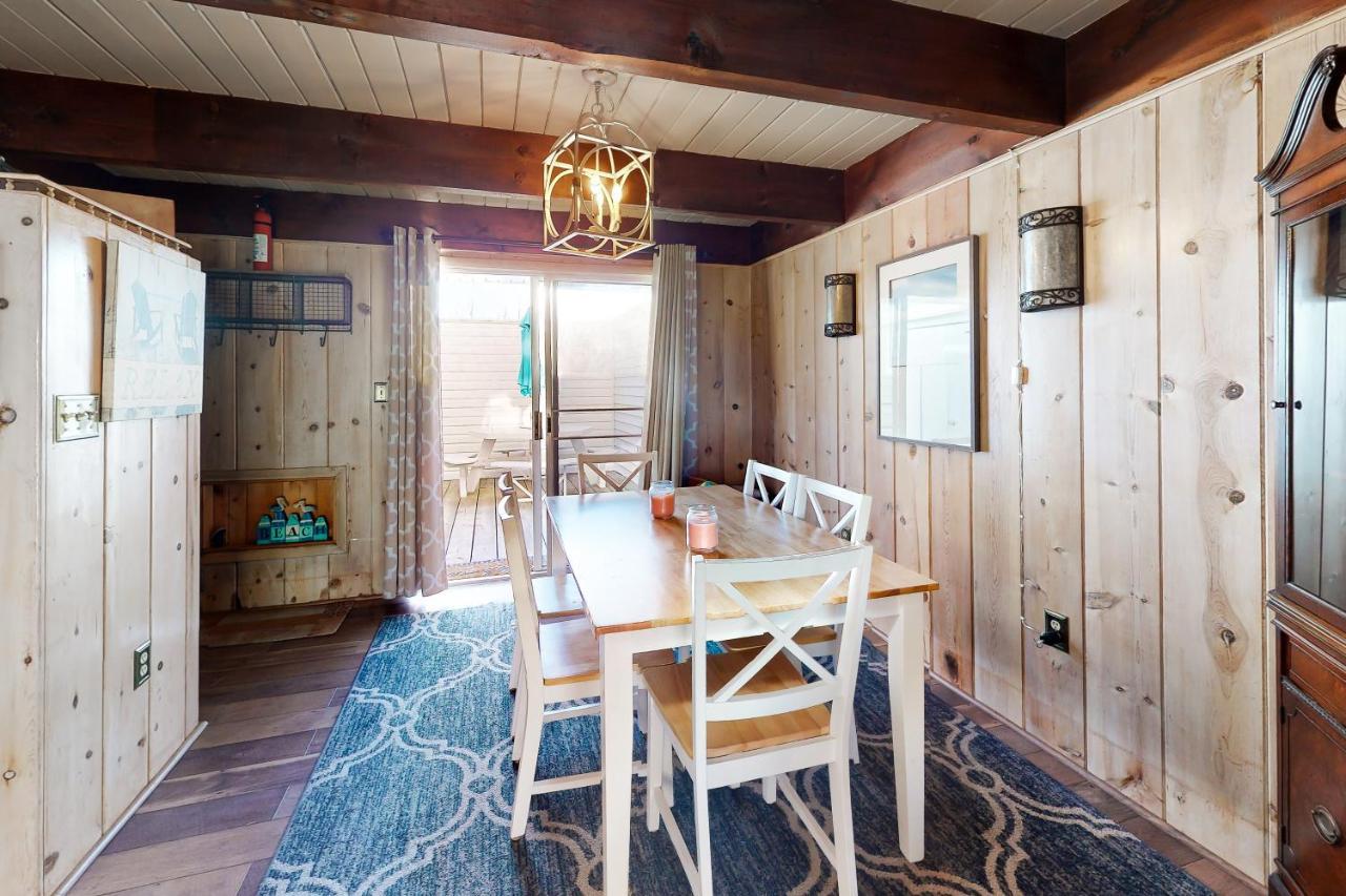 Ocean Breeze 18 Holiday home *