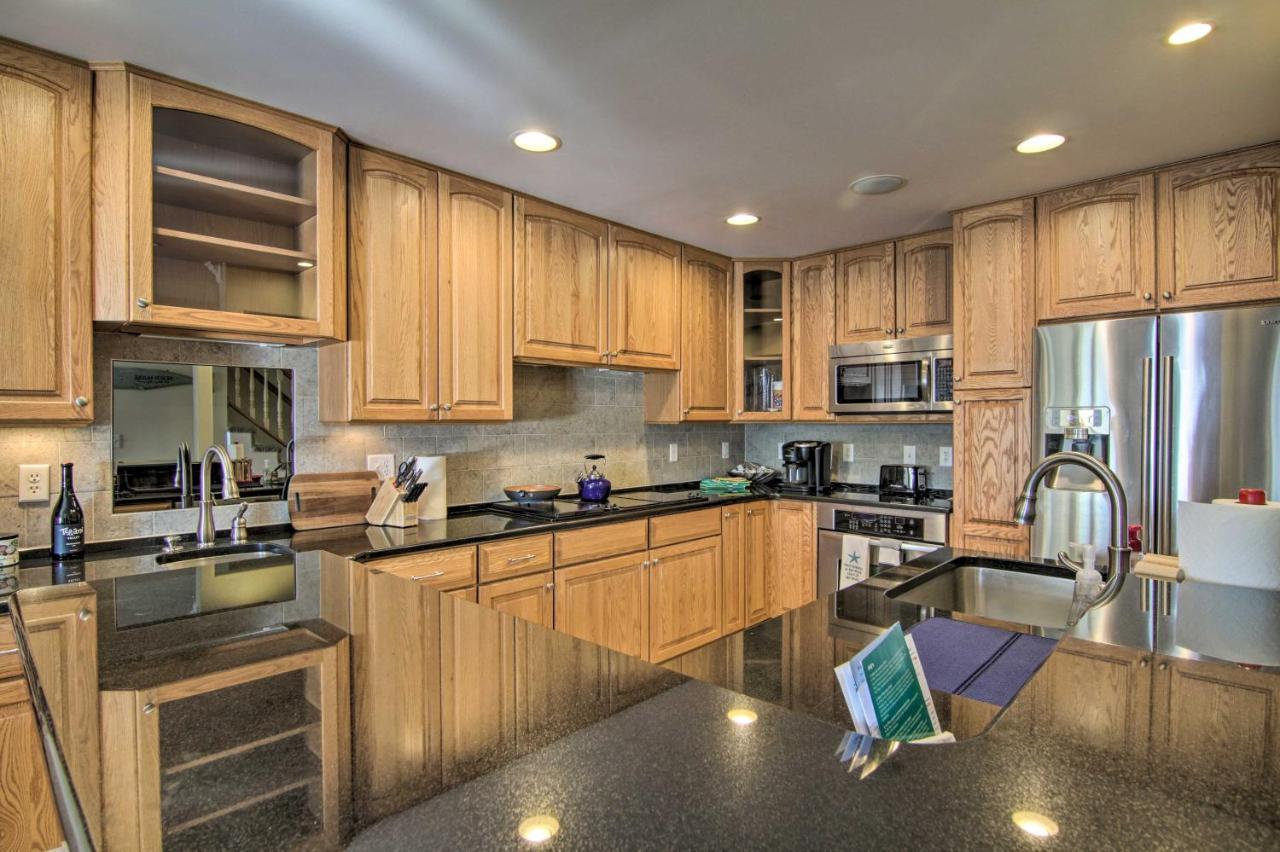 Apartment Waterfront Ocean Walk To Beach! Ocean City