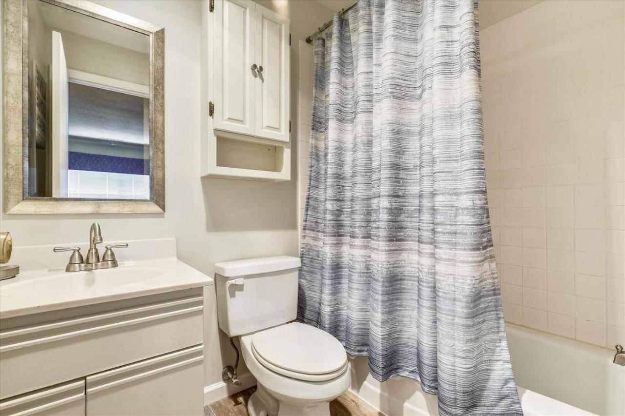 Harbour Island 403l Apartment