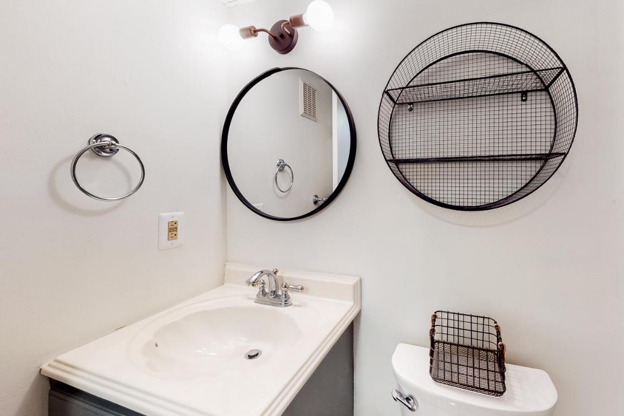 Apartment Silver Shell North 302