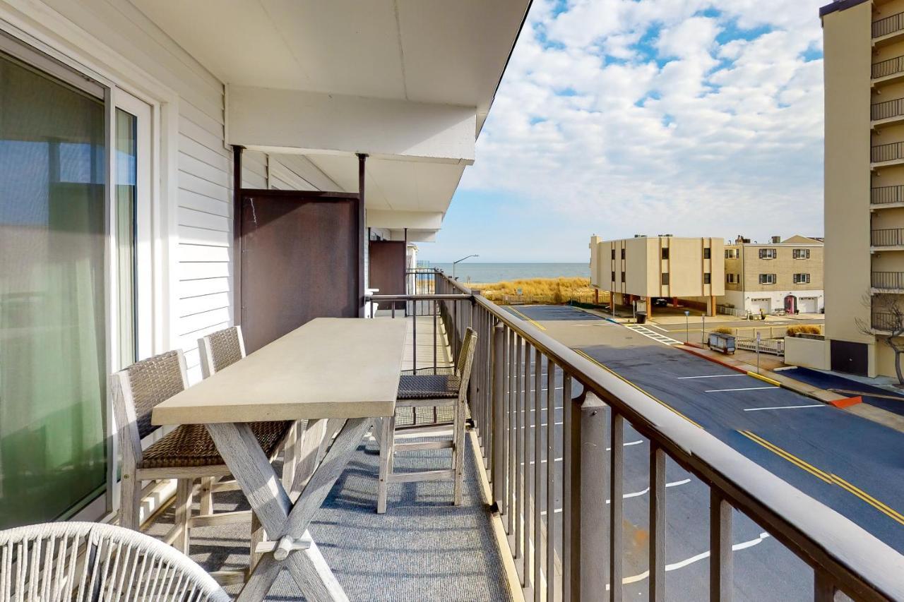 Apartment Silver Shell North 302 *