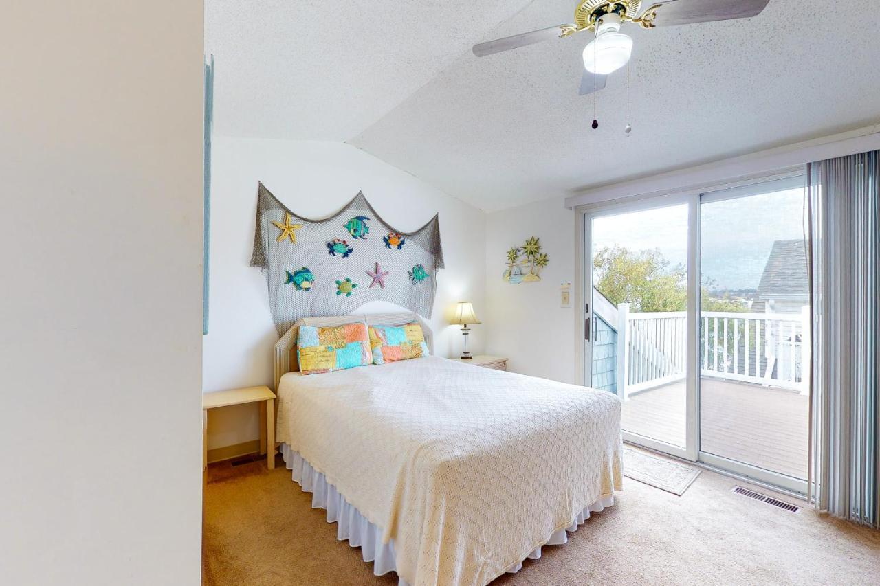 Surfcrest 201 Apartment