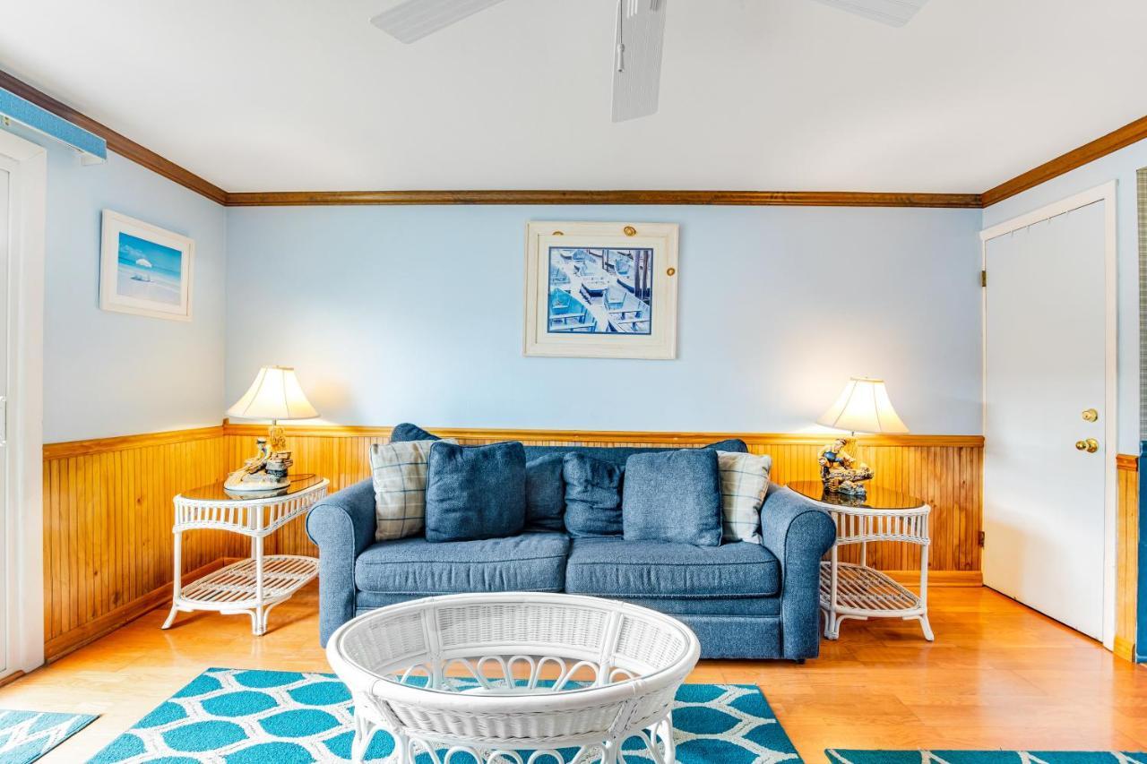 Royal Palm Court B5 *