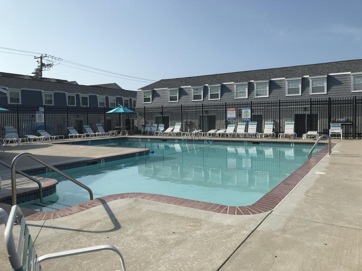 Royal Palm Court B5 Holiday home *