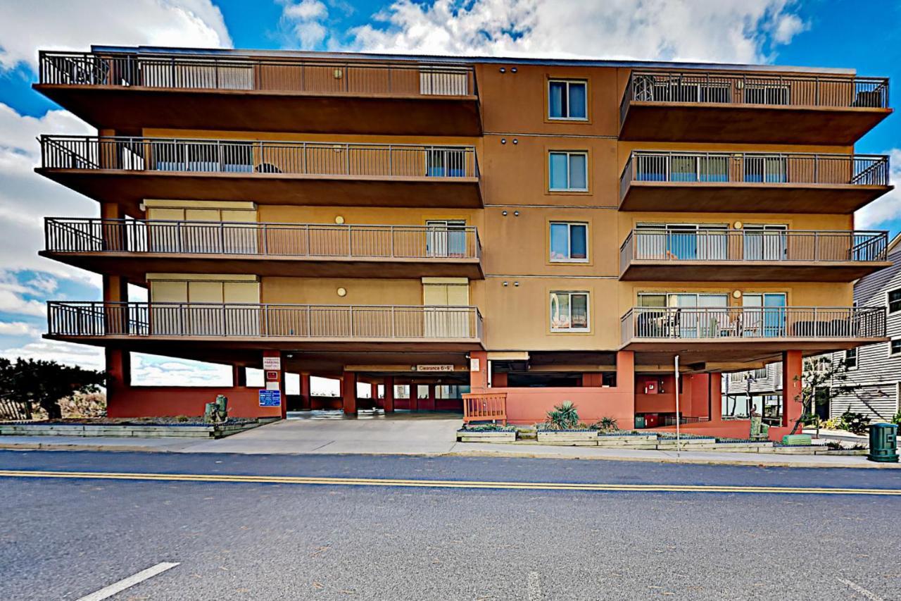 Apartment Surfcaster Unit 401
