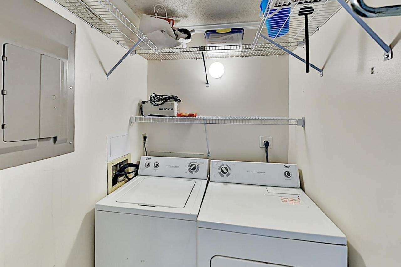 Apartment Surfcaster Unit 401 *