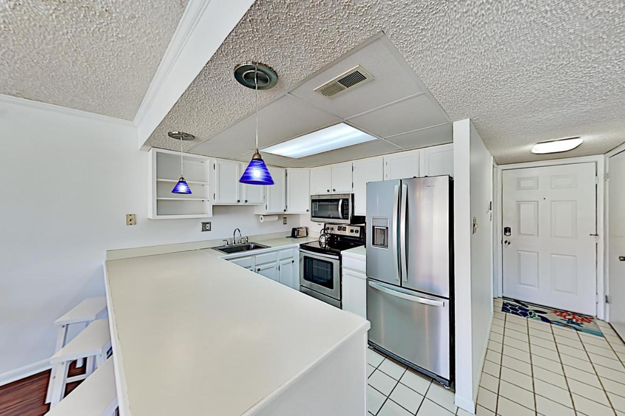 Apartment Surfcaster Unit 401 *