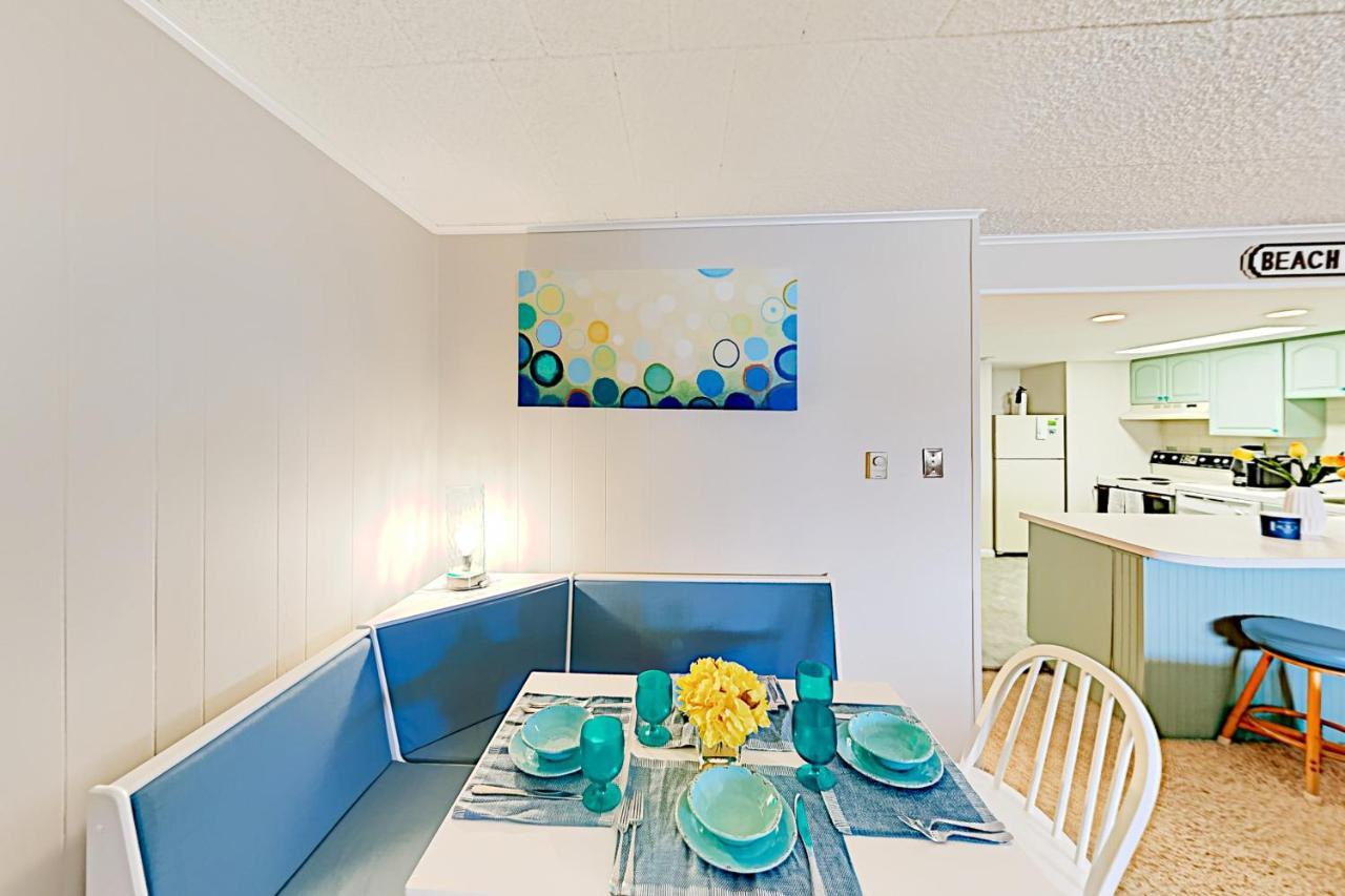 Apartment Colonial Unit 202 Ocean City