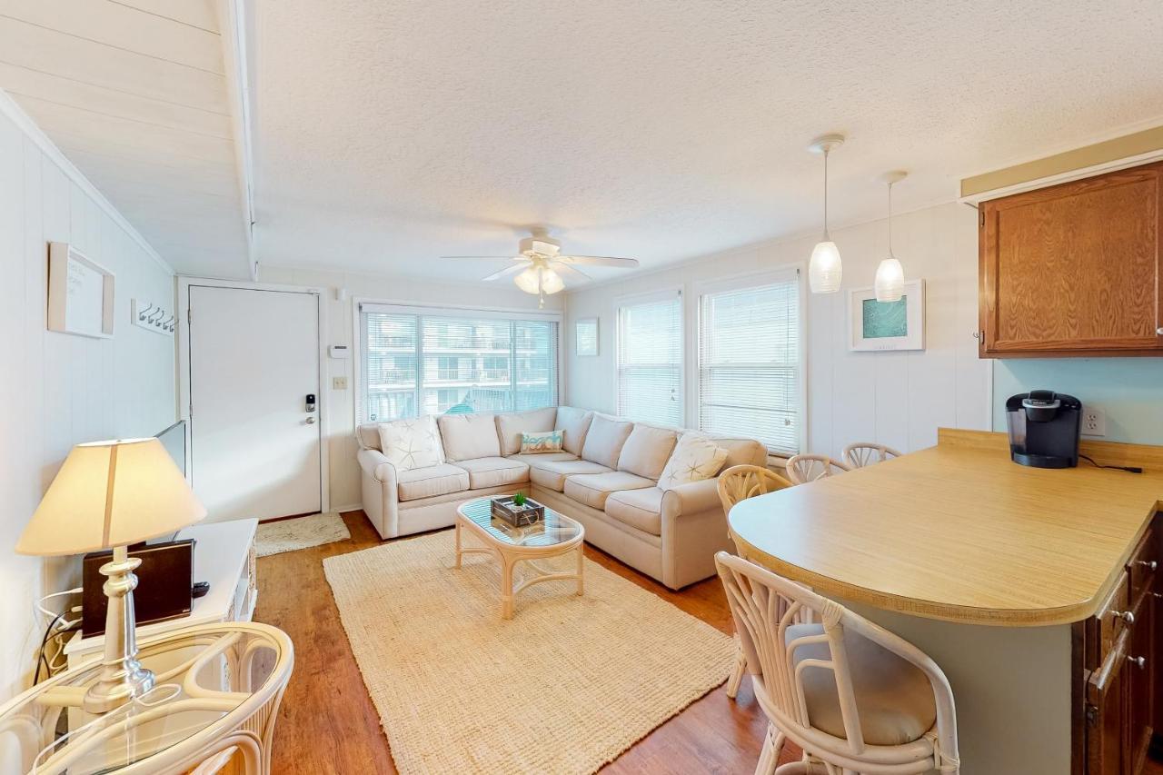 North Point 301 Apartment