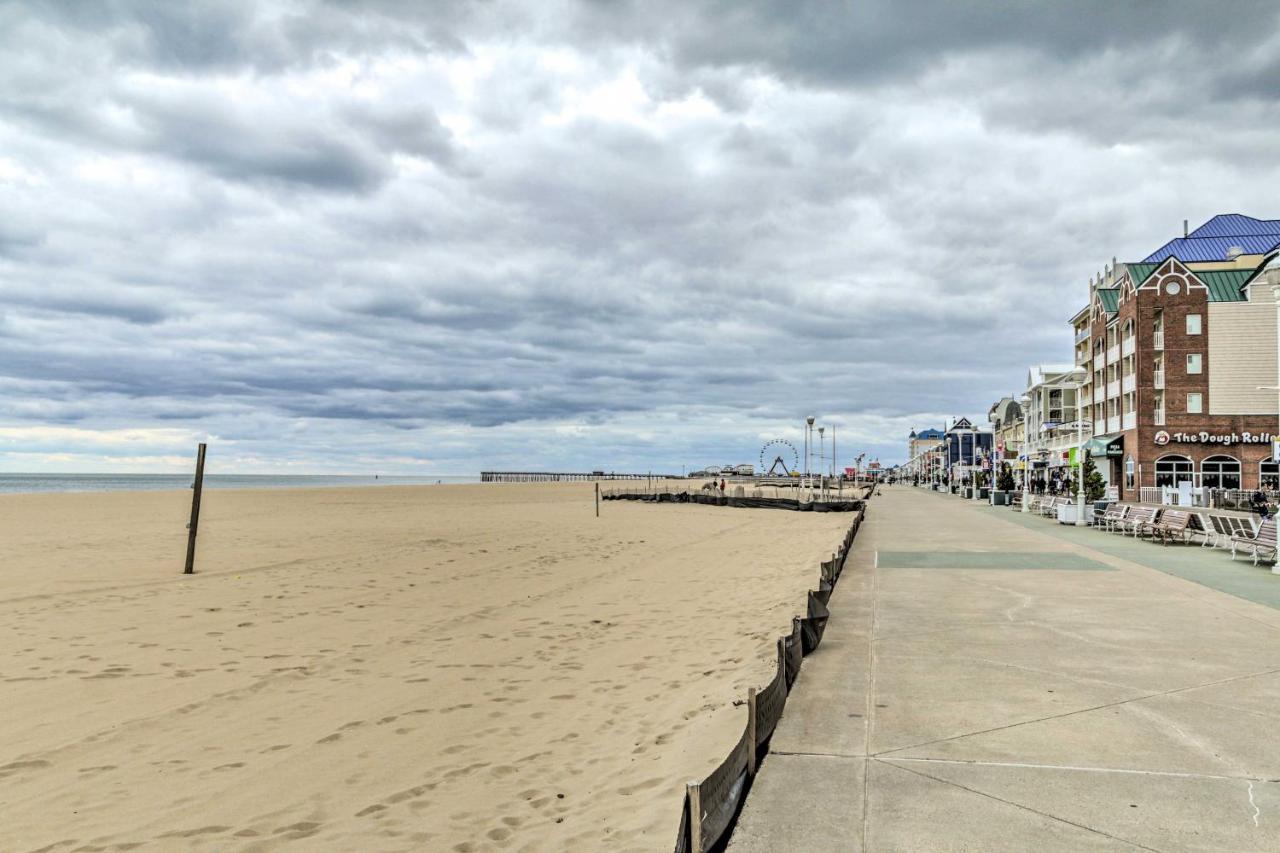 Chic Oceanfront Less Than Half Mi To Boardwalk! Ocean City