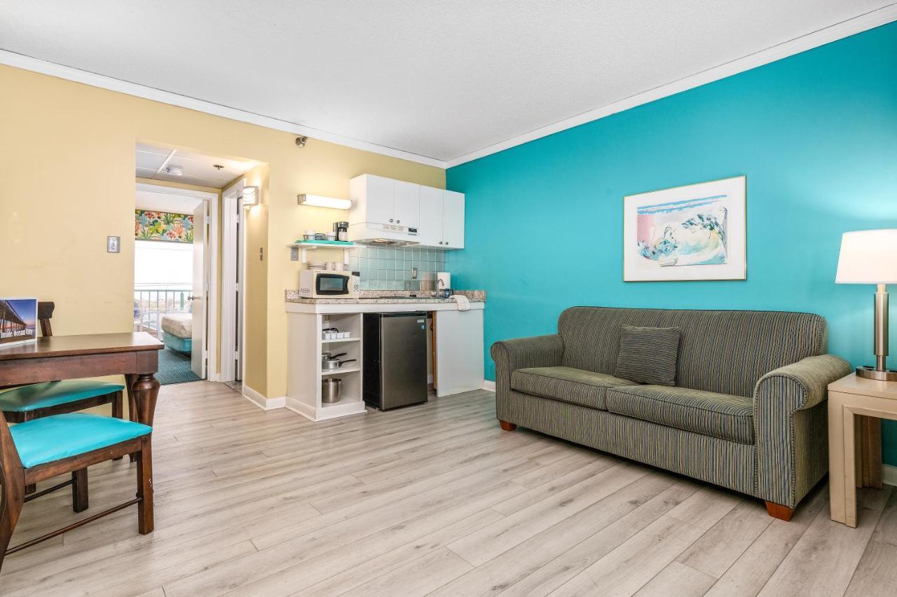 Cayman Hotel 3*