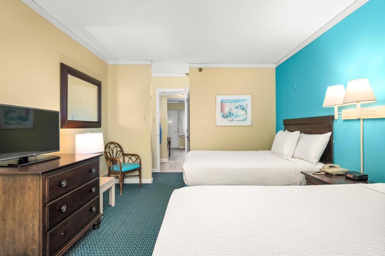 Cayman Hotel 3*