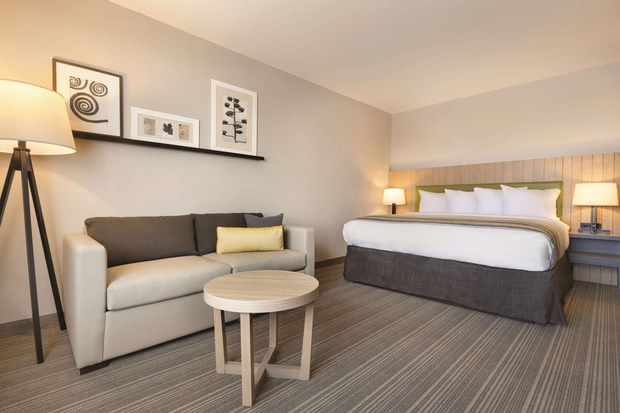 Hotel Country & By Radisson Ocean