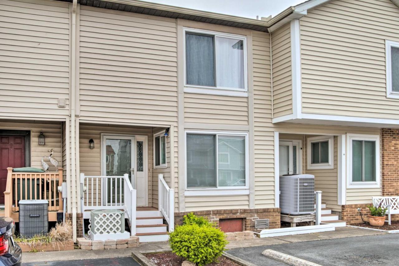 Canal-front Escape With Dock Walk To Maryland Ocean City