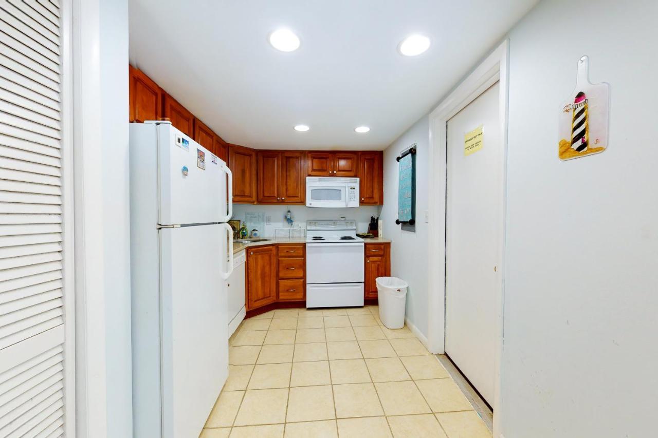 Fountainhead 1b #73 Apartment