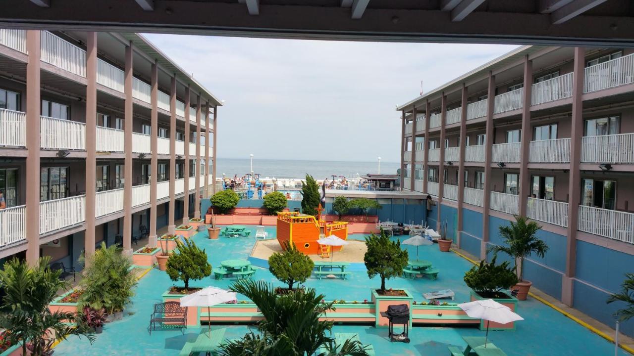 Flagship Oceanfront 2*