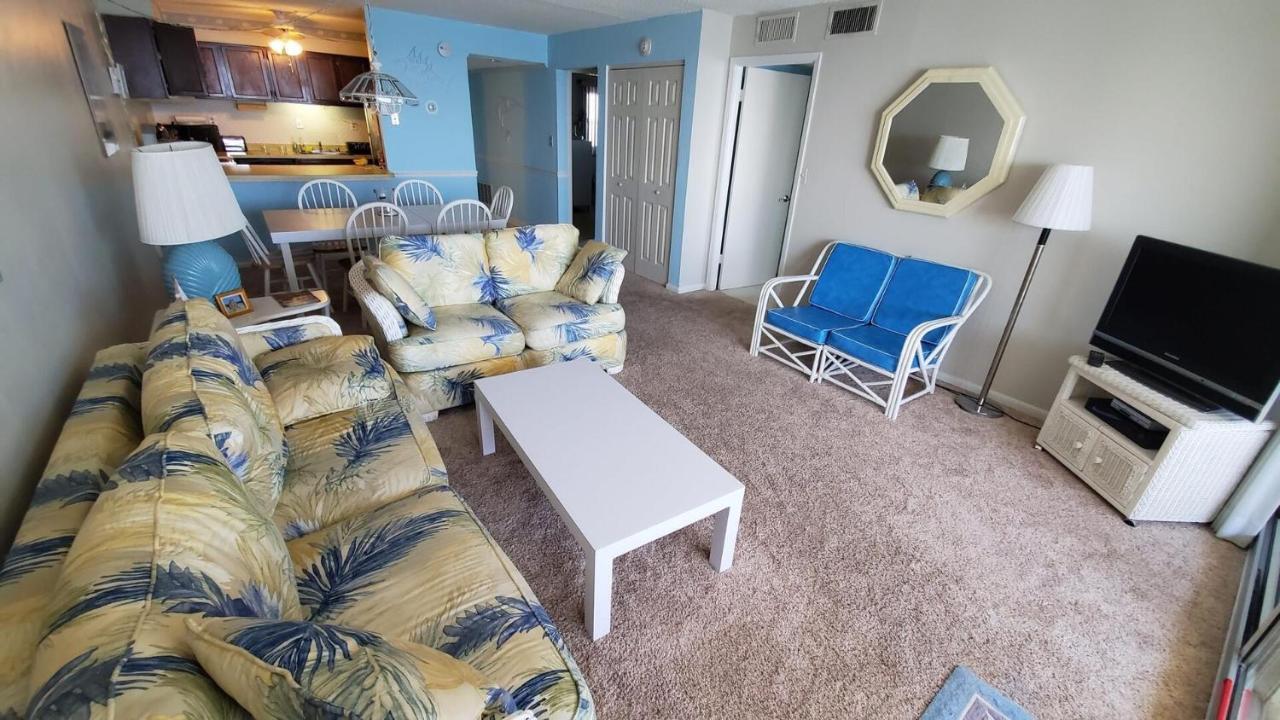 Atlantis 1608 Apartment