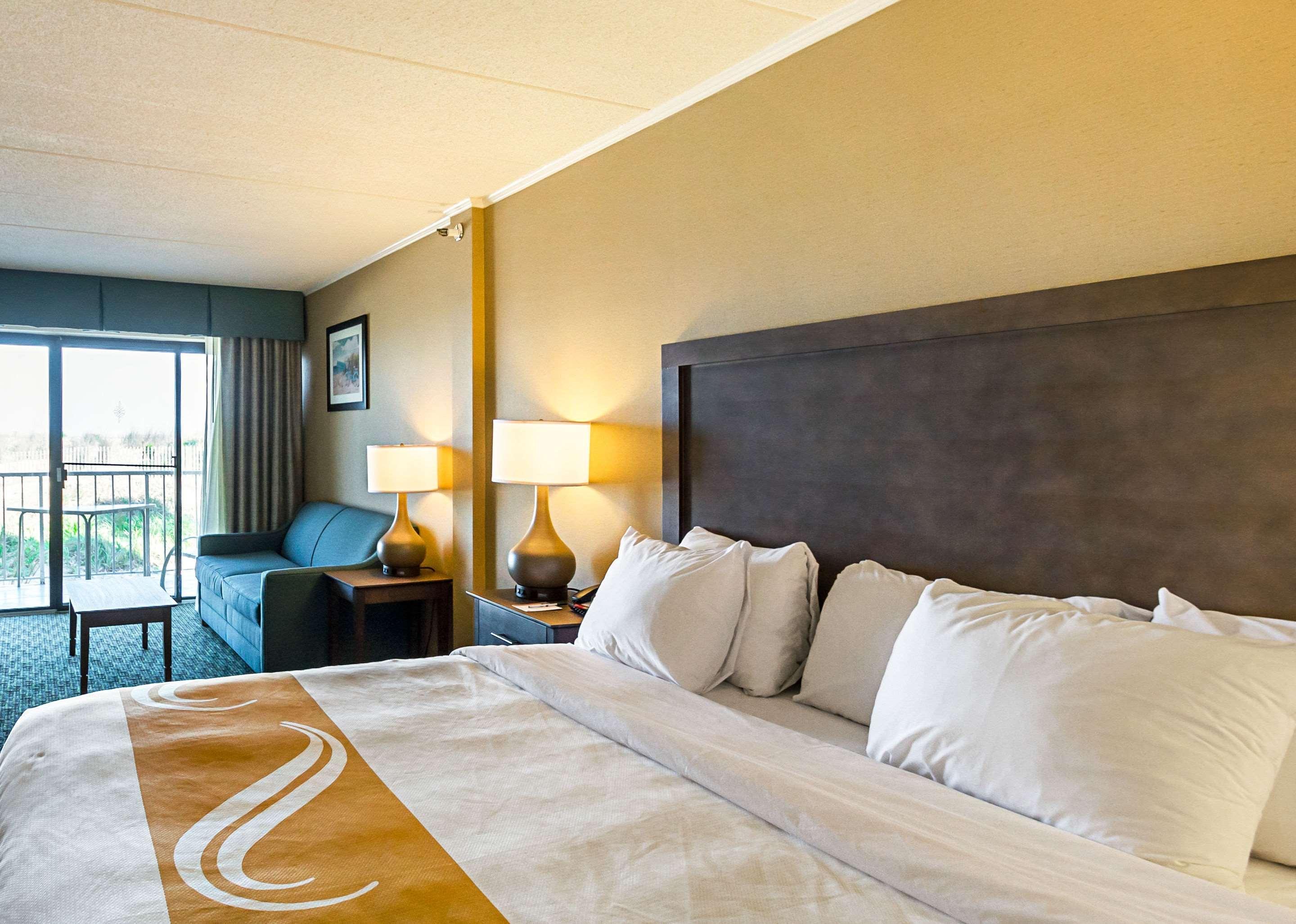 Inn Quality Oceanfront 3*