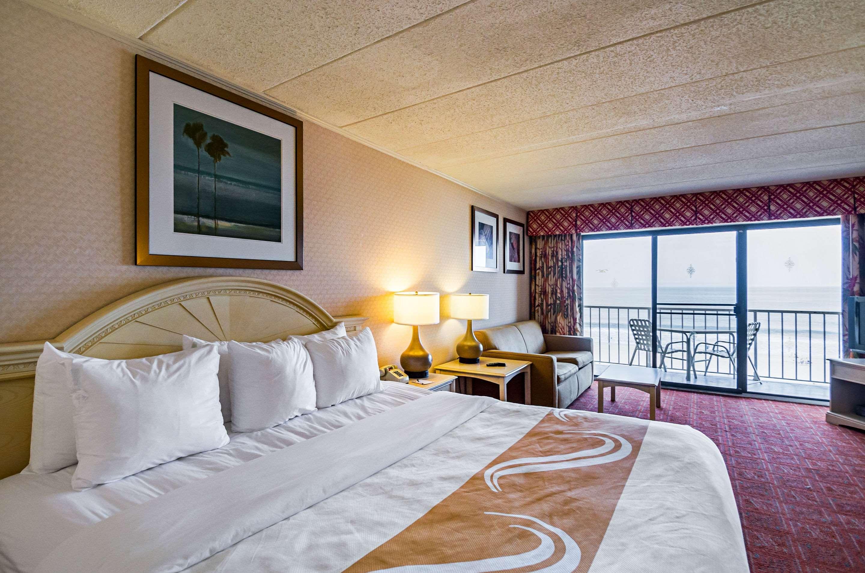 Inn Quality Oceanfront 3*