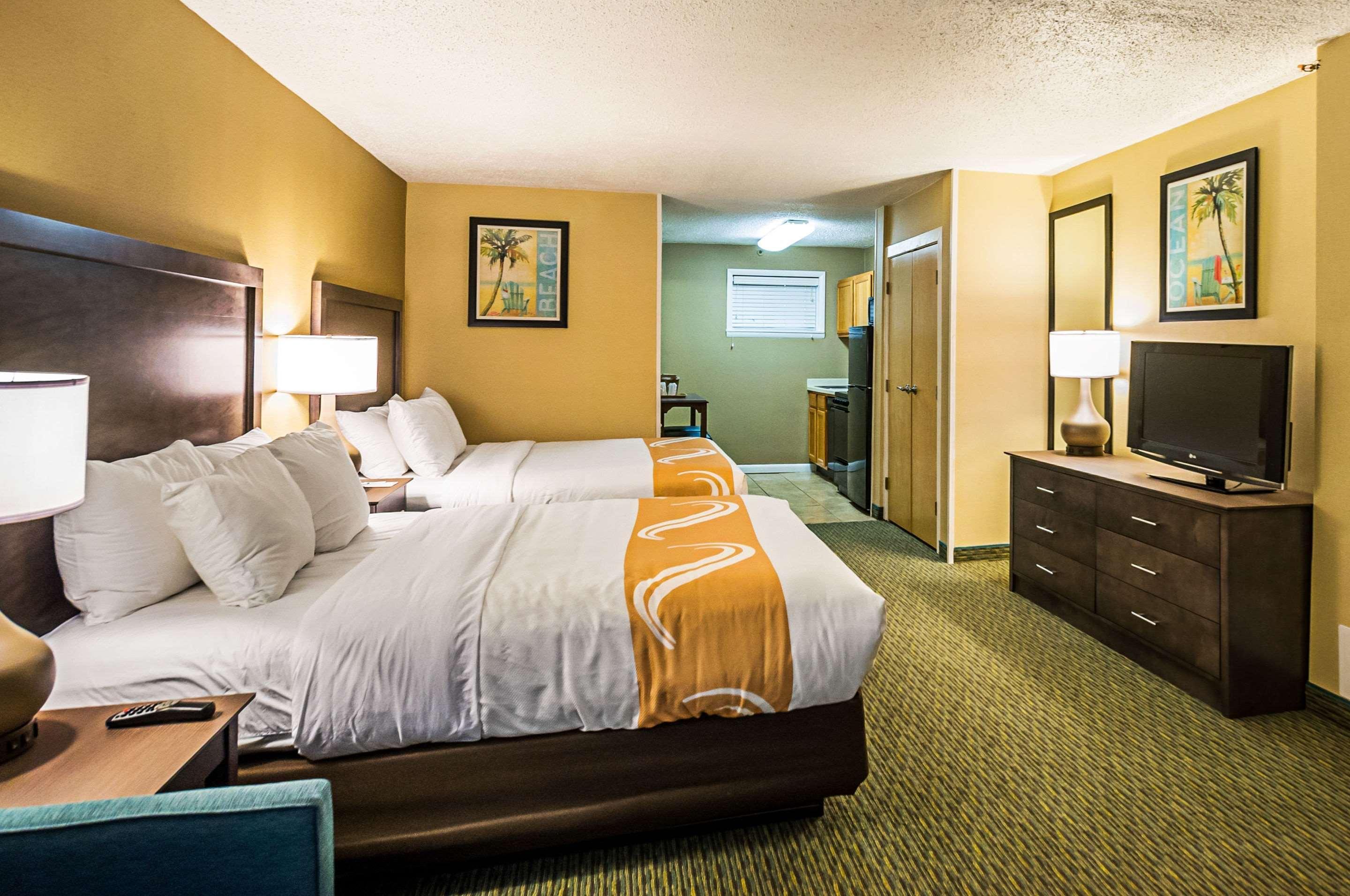 Quality Oceanfront Inn 3*
