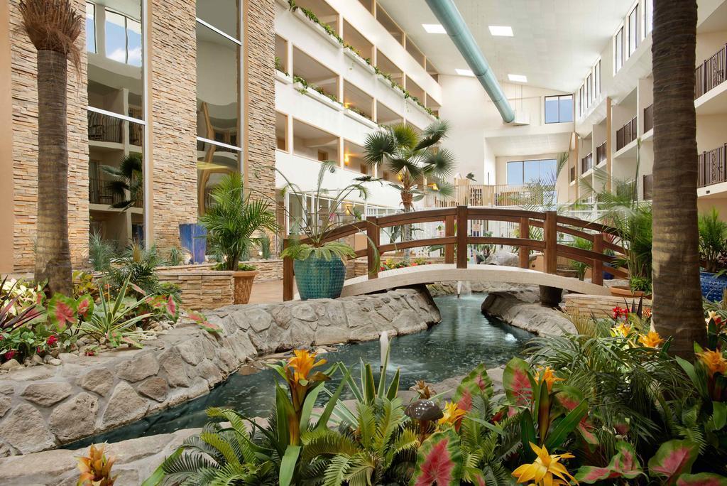 Quality Oceanfront 3*