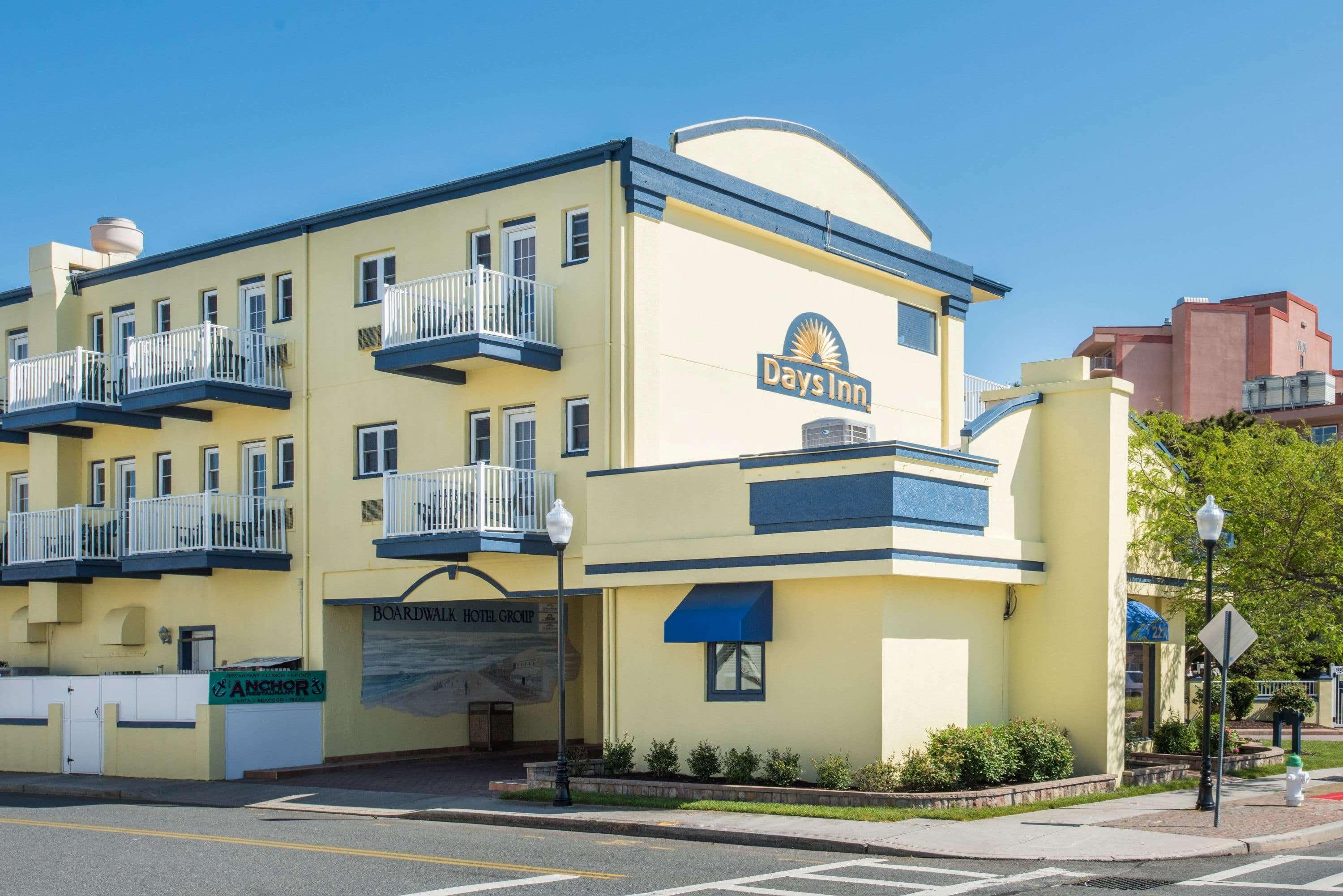 Hotel Days By Wyndham Ocean Oceanfront 3*