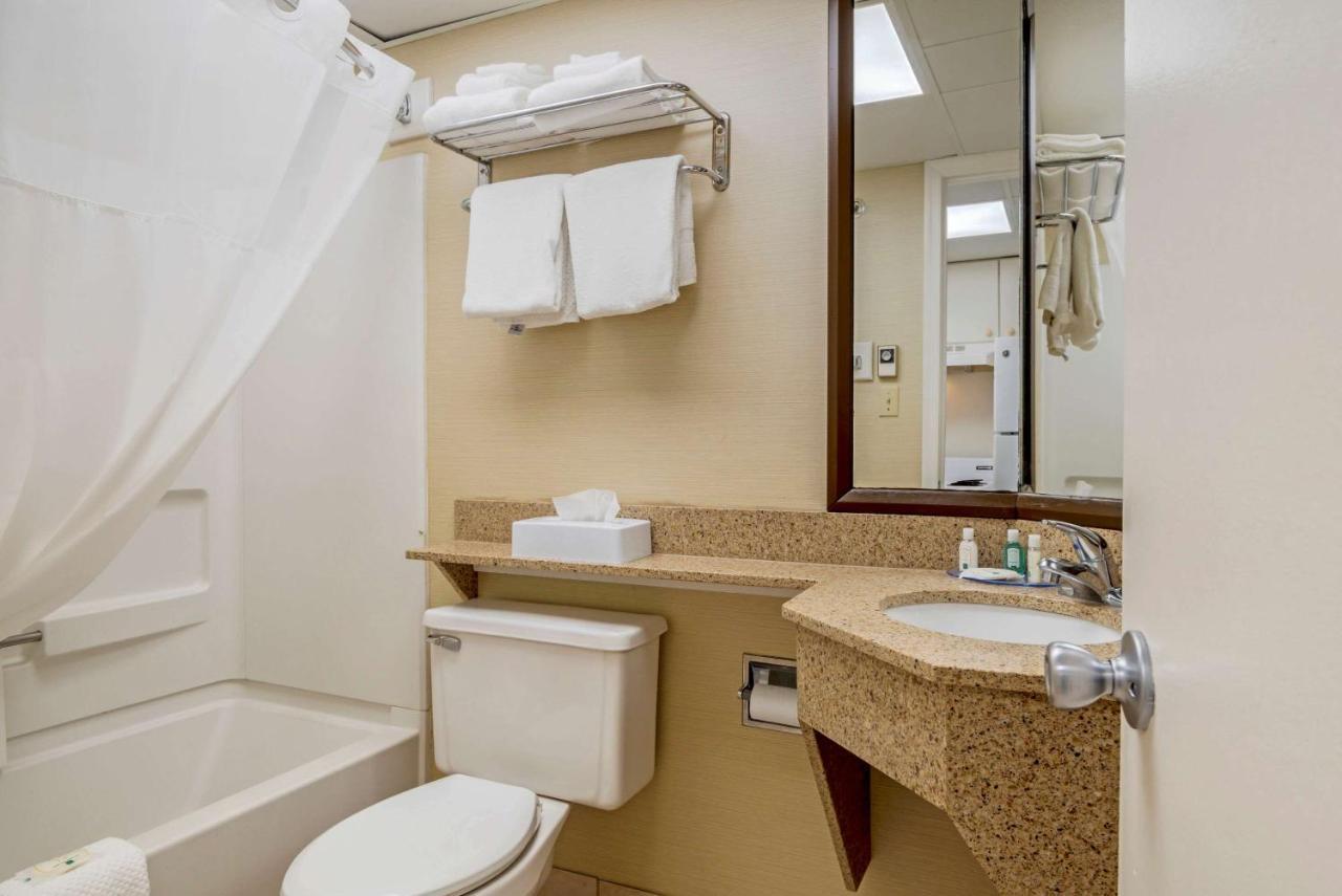 Quality & Oceanblock Hotel 2*