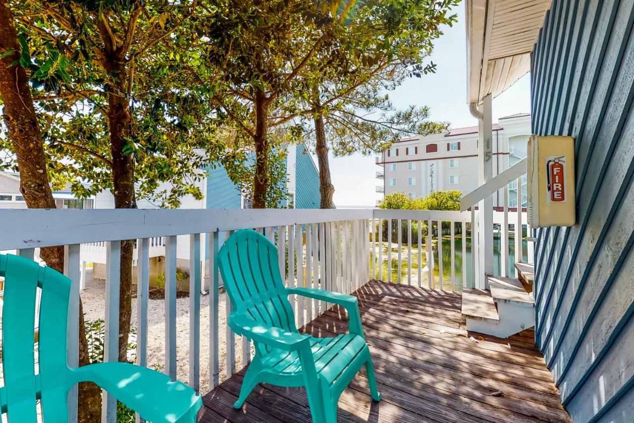 La Vista Bay Complex Apartment