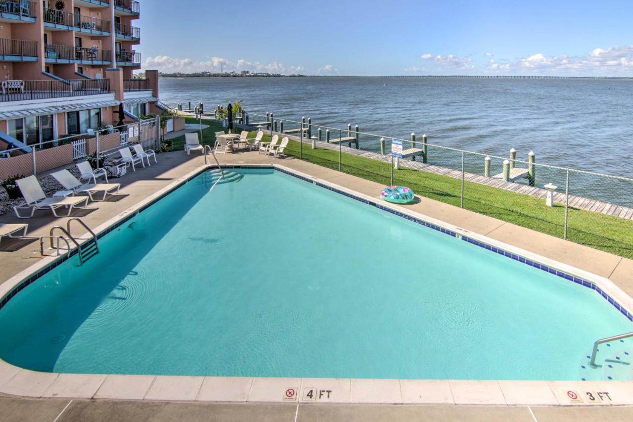 Waterfront Ocean With Nautical Charm *