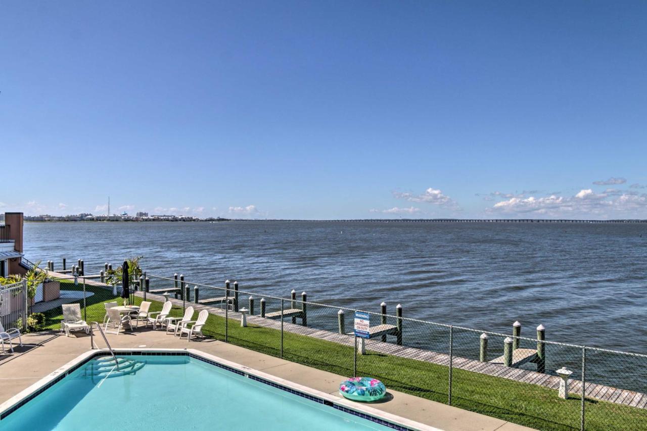Waterfront Ocean With Nautical Charm *
