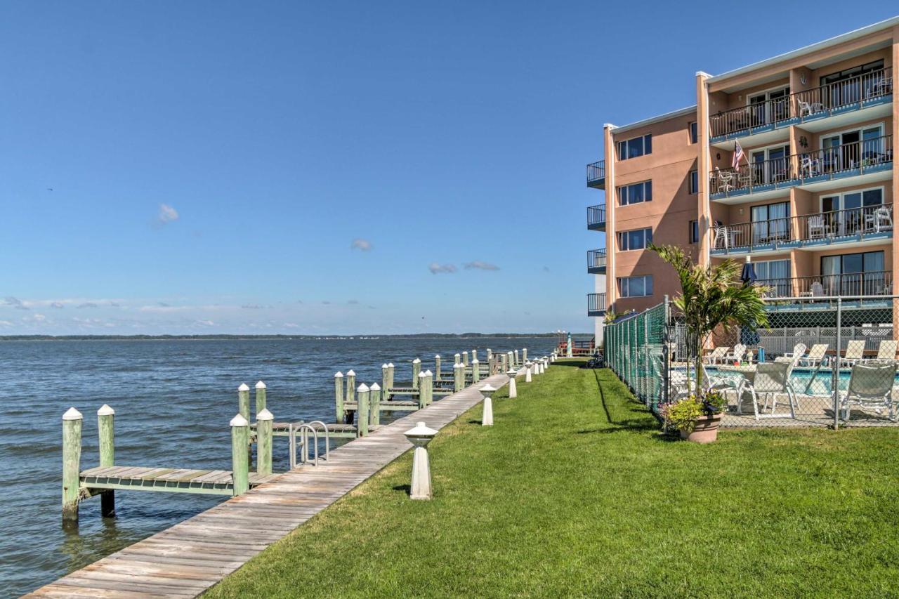Apartment Waterfront Ocean With Nautical Charm